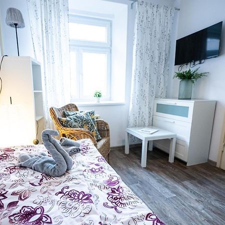 Apartmany Lanna チェスケー・ブジェヨヴィツェ エクステリア 写真