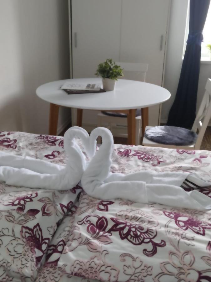 Apartmany Lanna チェスケー・ブジェヨヴィツェ エクステリア 写真