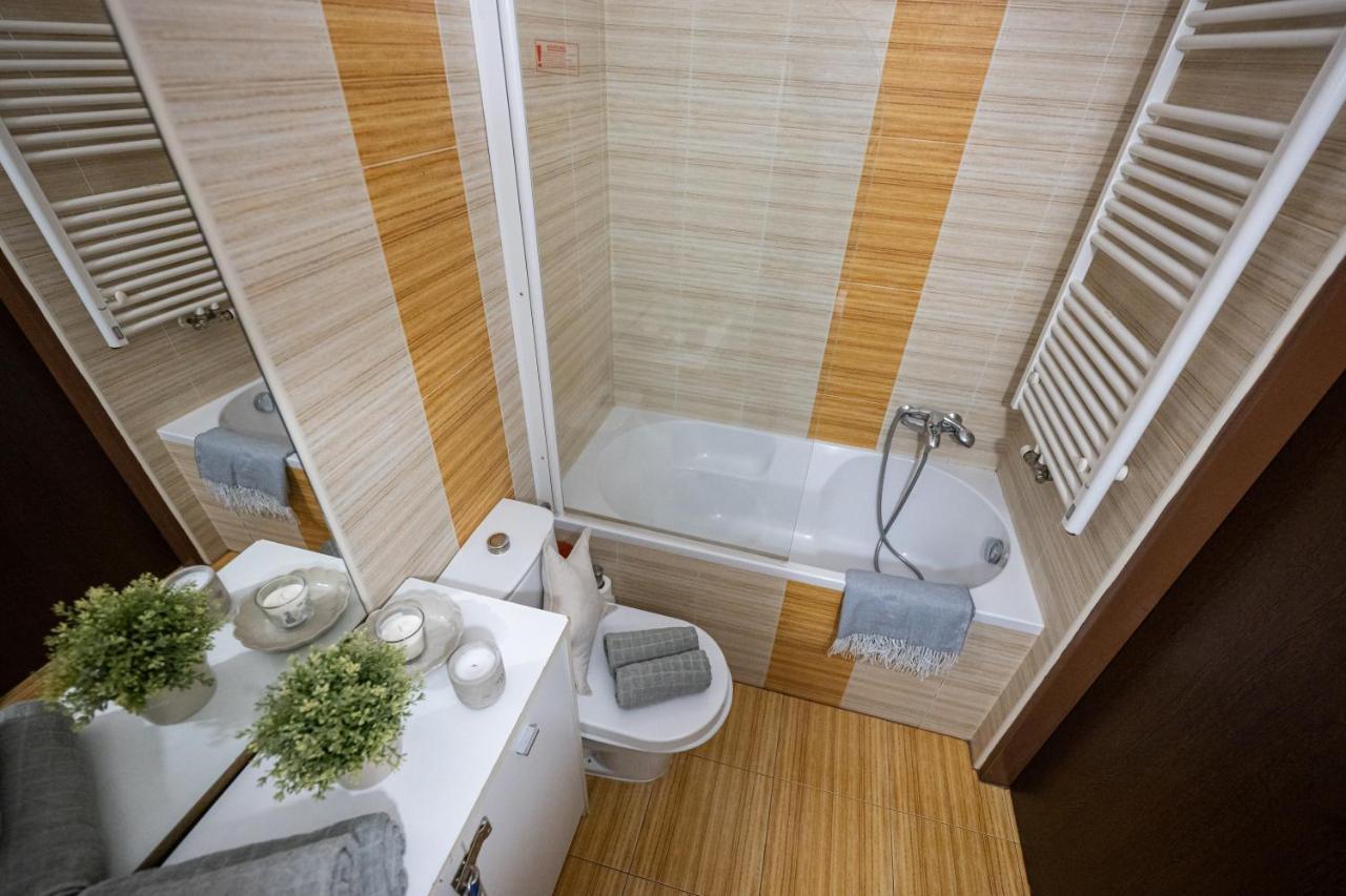 Apartmany Lanna チェスケー・ブジェヨヴィツェ エクステリア 写真