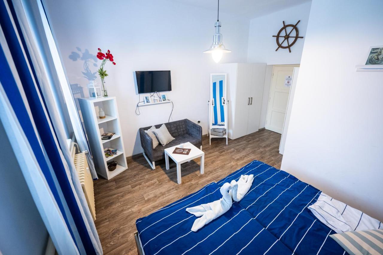 Apartmany Lanna チェスケー・ブジェヨヴィツェ エクステリア 写真