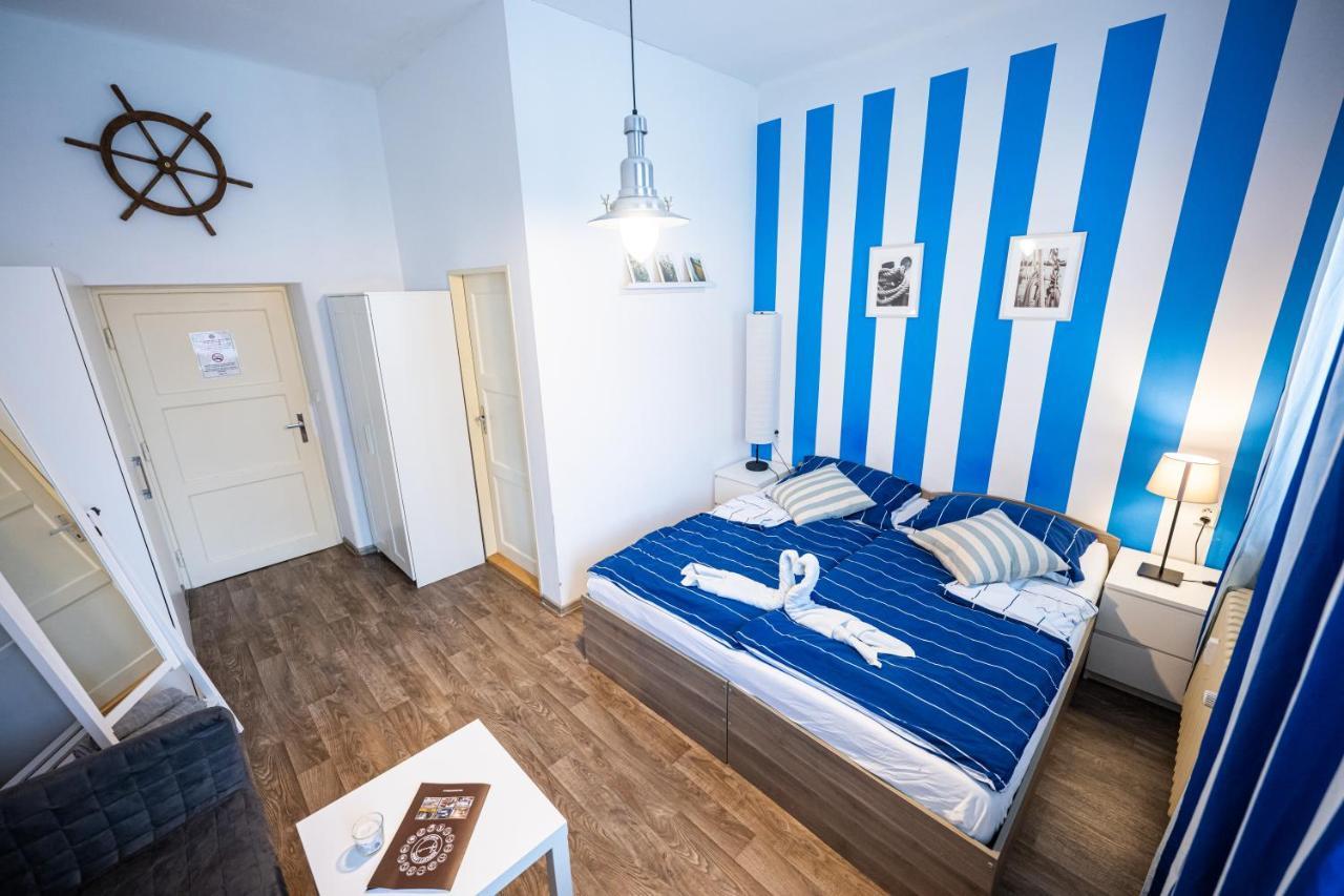 Apartmany Lanna チェスケー・ブジェヨヴィツェ エクステリア 写真
