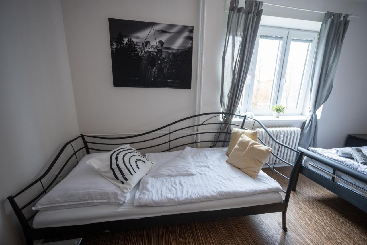 Apartmany Lanna チェスケー・ブジェヨヴィツェ エクステリア 写真