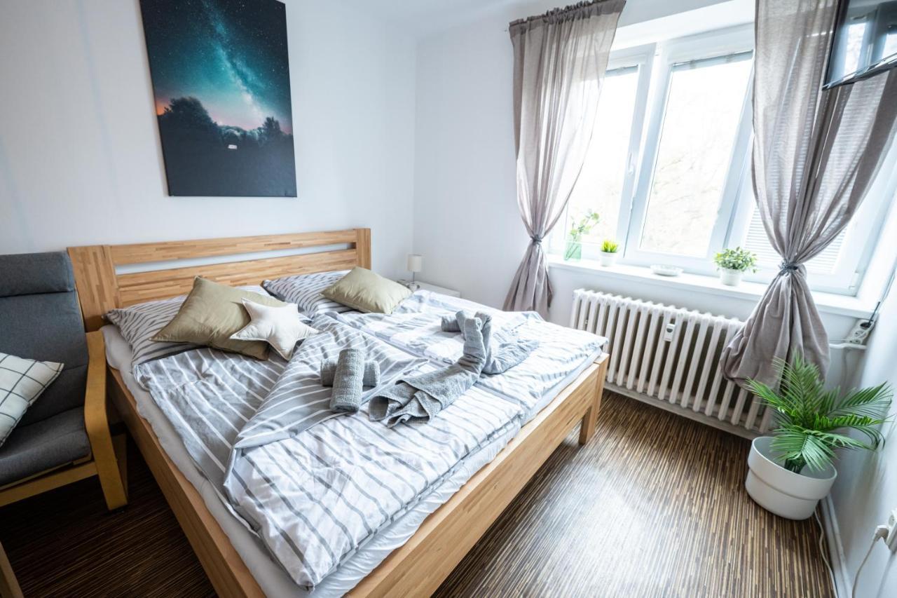 Apartmany Lanna チェスケー・ブジェヨヴィツェ エクステリア 写真